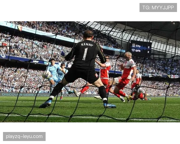 霍奇森战术调整显奇效,球队逆转回暖引球迷欢呼 霍奇森战术调整显奇效,球队逆转回暖引球迷欢呼